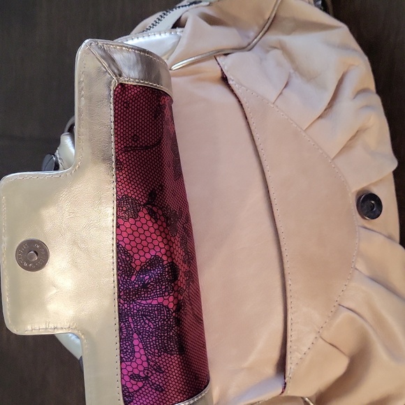 Betsey Johnson Leather Taupe & Gold  Bag - Picture 3 of 11